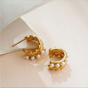 Anthropologie Gold and Pearl Earrings